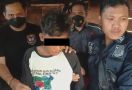 Bapak-Anak Sama Bejatnya, Korban Mereka Masih Keluarga Sendiri, Astaga - JPNN.com