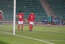 Babak Pertama Timnas Indonesia U-23 vs Australia: Gol Patrick Wood Bikin Garuda Muda Tertinggal - JPNN.com