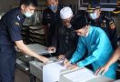Bea Cukai Kepri Hibahkan Ratusan Mebel ke TPQ, Semoga Bermanfaat - JPNN.com