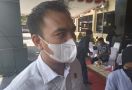 Satreskrim Polresta Surakarta Geledah Markas Menwa UNS, Ini yang Dibawa - JPNN.com