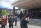 Gempa M 5,9 Guncang Ambon, Masyarakat Diminta Tetap Tenang   - JPNN.com