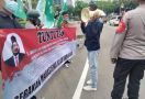 Demo di Depan Istana, Mahasiswa Islam Teriakkan Copot Menteri Agama - JPNN.com