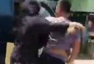 AKBP Welly Abdillah Soal Video Viral Pria Berkaus Brimob yang Ribut dengan Sopir Angkot - JPNN.com