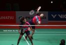 Sikut Sesama Wakil Malaysia, Pearly Tan/Thinaah Lolos 16 Besar Indonesia Masters 2021 - JPNN.com
