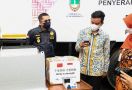 Bea Cukai Surakarta Menghibahkan Alat Ini ke Pemkot Solo - JPNN.com