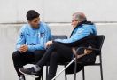 Uruguay Depak Oscar Tabarez, Luis Suarez Kirim Pesan Emosional - JPNN.com
