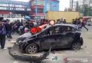 2 Ormas Perang di Karawang, Honda Brio Dibakar, Ada yang Terkapar di Jalan - JPNN.com