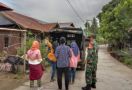 Personel TNI Menyisir Hingga Pelosok Desa Polewali Mandar - JPNN.com