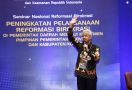 Ganjar Pranowo Kesal Masih Ada Praktik Pungli, Bisa Capai Rp3 Miliar - JPNN.com