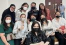 Tuntut Tanggung Jawab Eks Pacar, Laura Anna Banjir Dukungan Artis - JPNN.com