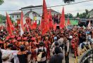 Pemuda Pancasila Gelar Aksi di DPRD Depok, Tuntut Junimart Girsang Dicopot - JPNN.com