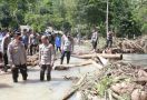 Irjen Iqbal Sampai Turun ke Lokasi Banjir, Keluarkan Perintah - JPNN.com