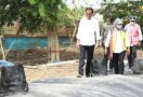 Tinjau Penanganan Banjir di Sintang, Jokowi Beri Perintah ke KLHK - JPNN.com
