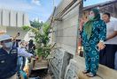 Warga Situ Rawa Kalong Depok Protes Akses Jalan Ditutup, Ridwan Kamil Beri Solusi - JPNN.com