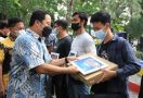 Wali Kota Tangerang Serahkan Hadiah bagi Pemenang Lomba Foto Rally Nasional - JPNN.com