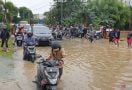 Sungai Musi Meluap, Permukiman Warga dan Jalan Terendam Banjir - JPNN.com