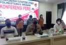 Detik-detik Penangkapan Pengemudi Mobil yang Pukul & Tendang Seorang Remaja di Medan - JPNN.com