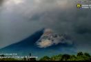 Hari Ini Gunung Merapi Luncurkan Awan Panas, Awas - JPNN.com