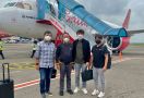 Momen Menarik Saat Menpora Amali Satu Pesawat dengan Shin Tae Yong, Bahas Apa? - JPNN.com