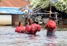 Banjir Menerjang 2 Kecamatan di Sintang, Ada Peringatan dari BPBD - JPNN.com