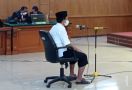 Herry Wirawan, Terdakwa Pemerkosa Santriwati Divonis Penjara Seumur Hidup - JPNN.com
