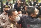Nasib Herry Wirawan Pemerkosa 13 Santriwati Diputuskan Hari Ini, Lihat Tampangnya - JPNN.com