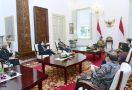 Jokowi Bertemu Pimpinan Bank Dunia, Bicara Soal Covid-19 dan IKN, Ada Pak Luhut Juga - JPNN.com