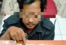 Pria Berkumis Ini Ditangkap di Rumahnya, yang Merasa Kenal, Jangan Panik Ya - JPNN.com