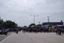 Ada Demo, Jalan Lingkar Selatan Kudus Lumpuh - JPNN.com