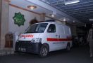 Sosialisasikan Perda soal COVID-19, Mujiyono Sumbangkan Ambulans - JPNN.com
