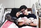 Jadi Ibu di Usia Muda, Aurel Hermansyah: Masih Banyak Belajar - JPNN.com