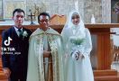 Heboh Perempuan Berjilbab Menikah di Gereja, Videonya Viral - JPNN.com