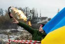 Asal-usul Bom Molotov, Peledak yang Lagi Merakyat di Ukraina - JPNN.com