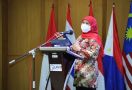 Di LAN Makassar, Gubernur Khofifah Berbagi Resep Kepemimpinan, Simak - JPNN.com