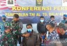 TNI AL Menggagalkan Pengiriman PMI Ilegal ke Malaysia - JPNN.com