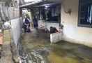 Ironis, Warga Pak Anies di Jaktim Ini Sudah Seminggu Kena Banjir, Lihat - JPNN.com