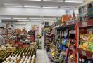 Waduh, Stok Minyak Goreng Kosong di Sejumlah Gerai Alfamart Ini - JPNN.com