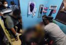 Mahasiswi Berbuat Nekat di Dalam Kamar, Warga Sontak Geger, Polisi Turun Tangan - JPNN.com