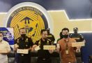Bea Cukai Makassar Amankan Sejuta Rokok untuk WNA Pekerja Tambang - JPNN.com
