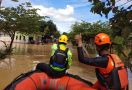 Banjir Hari Kelima di Sangatta Kutim, Harga Bahan Pokok Naik, Warga Terserang Penyakit - JPNN.com