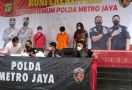Polisi Gulung 2 Begal Sadis di Bekasi, AS DPO, Siap-Siap Kamu! - JPNN.com