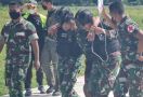 Lihat Itu Prajurit Marinir yang Terluka saat Baku Tembak dengan KKB di Papua - JPNN.com