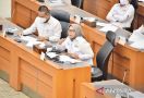 Soal Beban Daerah Membiayai Gaji PPPK, Ade Yasin Sampai 'Curhat' ke DPR  - JPNN.com