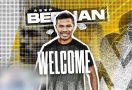 Asep Berlian Resmi Gabung Dewa United - JPNN.com