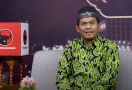 KH Wahab Chasbullah Pencipta Ya Lal Watan dan Pendamping Bung Karno dalam Nasakom - JPNN.com