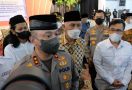 Irjen Teddy Minahasa Menyiapkan Alat Berat di Titik Rawan Longsor - JPNN.com