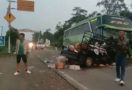 Bus Vs Mobil Pikap, 4 Orang Tewas, Lihat Tuh, Ngeri! - JPNN.com