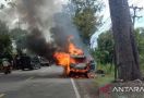 1 Mobil Pemudik Asal Kota Surabaya Terbakar di Sampang, Begini Kronologinya - JPNN.com
