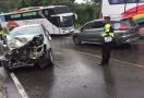 Minibus vs Bus di Aceh Besar, Empat Orang Luka-Luka, Satu Orang Dosen - JPNN.com
