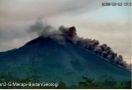 Gunung Merapi Luncurkan Awan Panas Sejauh 1.800 Meter, Waspada - JPNN.com